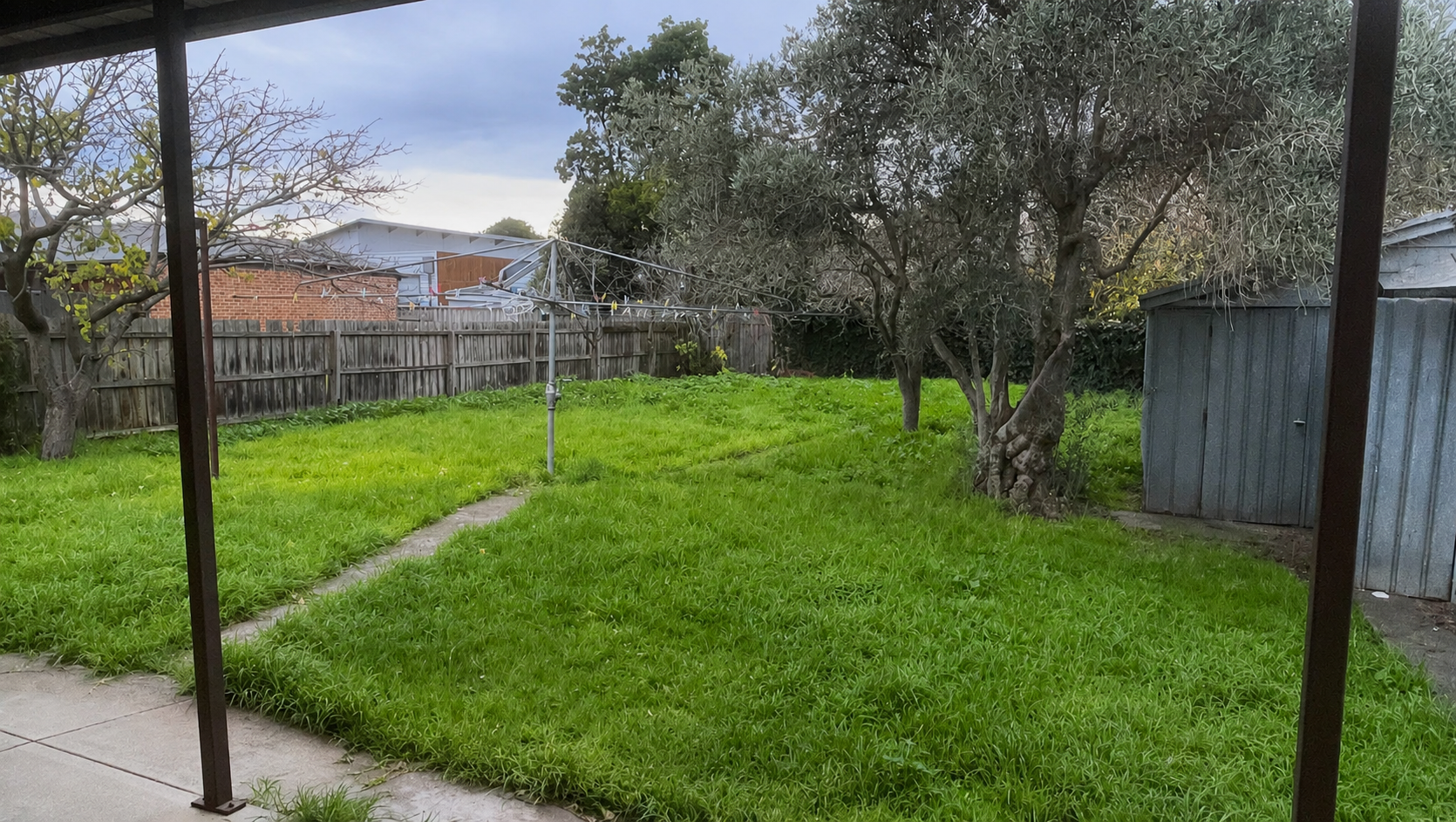 Property before Kuna's Mowing garden maintenance